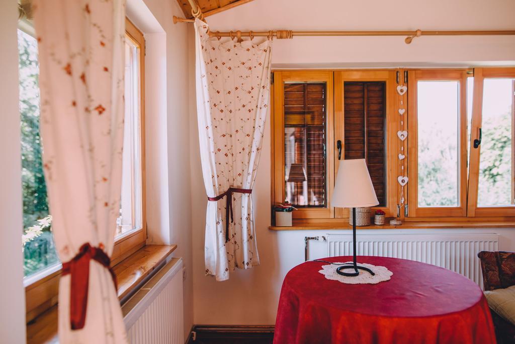 Holiday Home Castanea Praporcan Екстериор снимка
