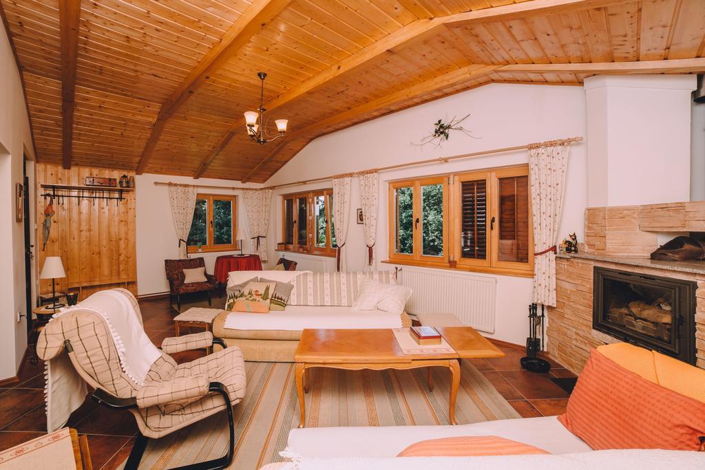 Holiday Home Castanea Praporcan Екстериор снимка