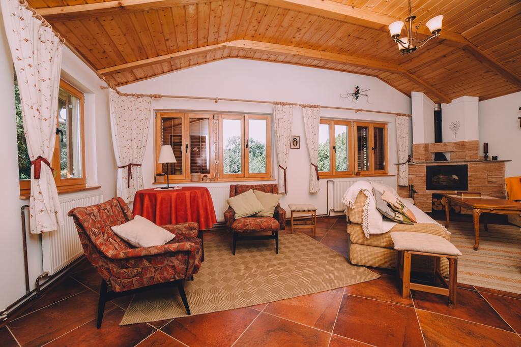 Holiday Home Castanea Praporcan Екстериор снимка