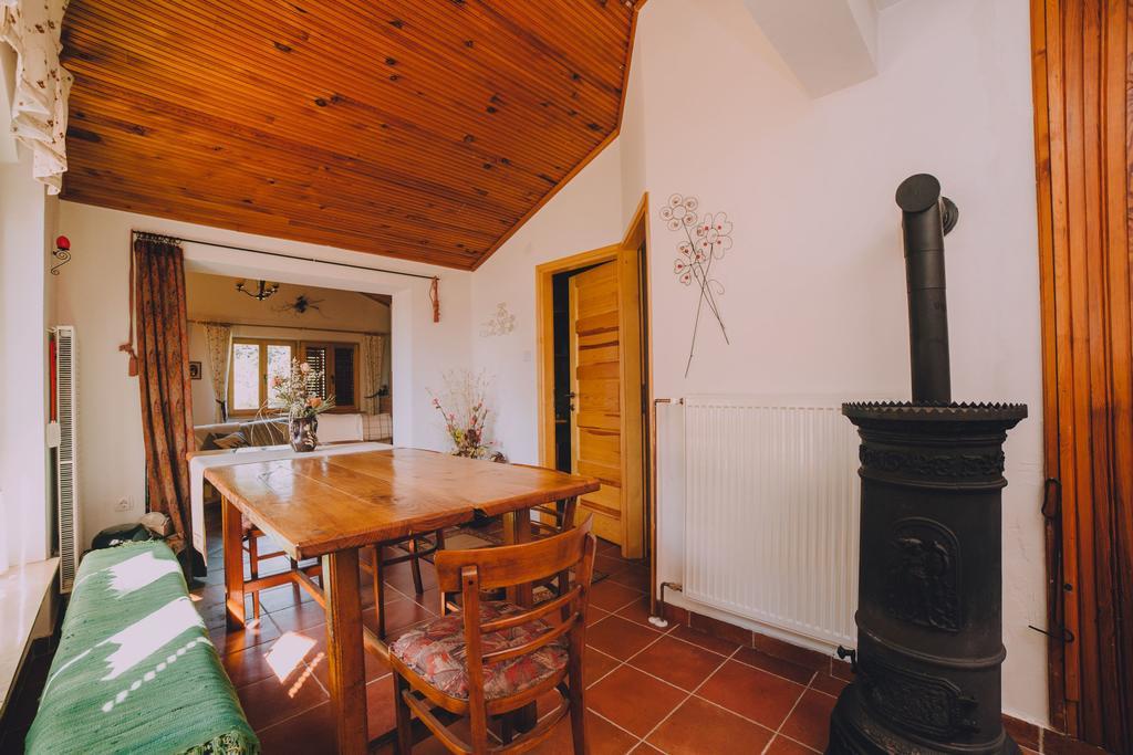 Holiday Home Castanea Praporcan Екстериор снимка